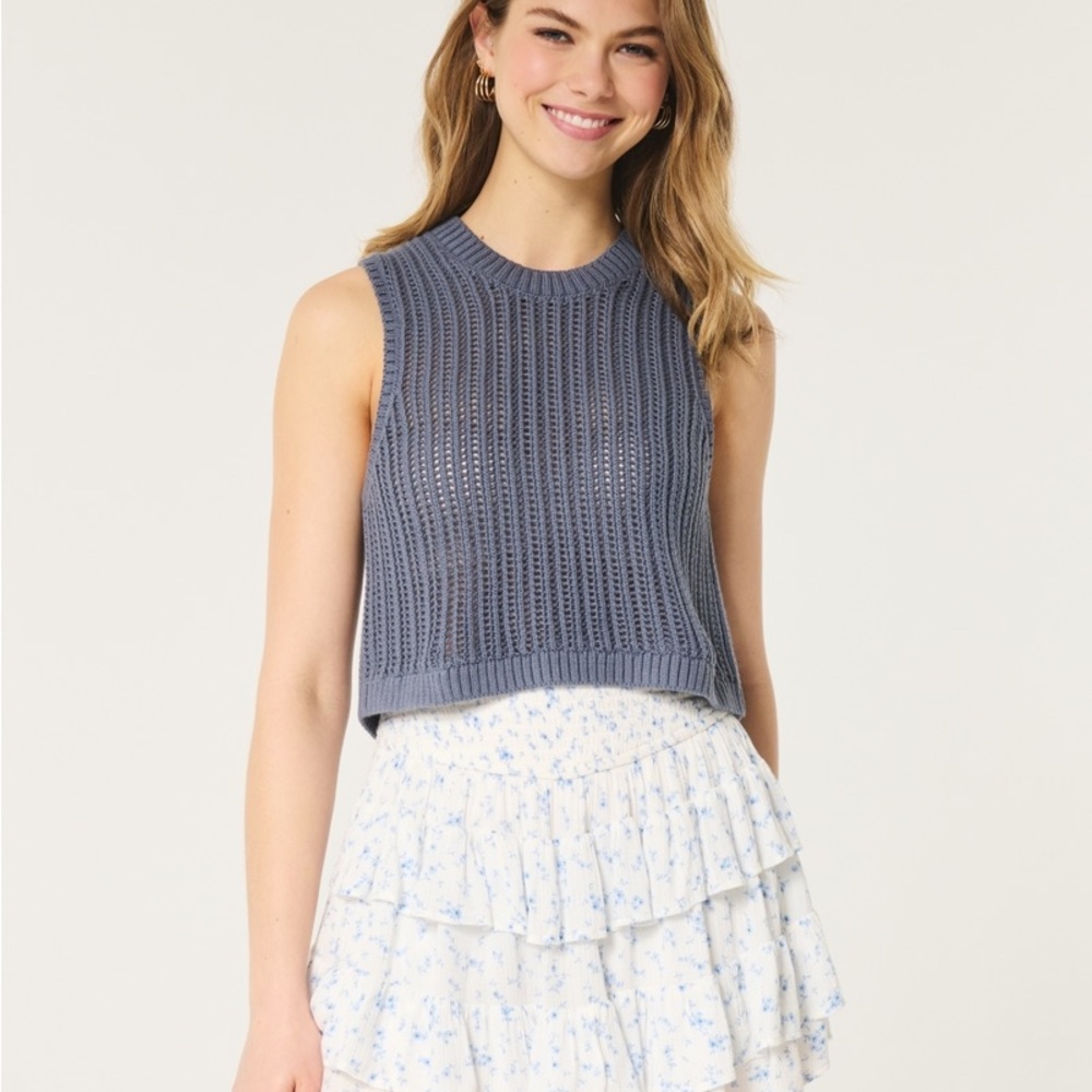 Hollister EASY HIGH-NECK CROCHET-STYLE TANK